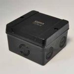 (чёрная) Коробка KD5040 пластиковая 98х98х58мм без сальников IP66 7 вводов ударопрочная (Hensel Германия)
